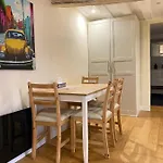 Le Ptit Cosy Versaillais 42Sqm Apartment -